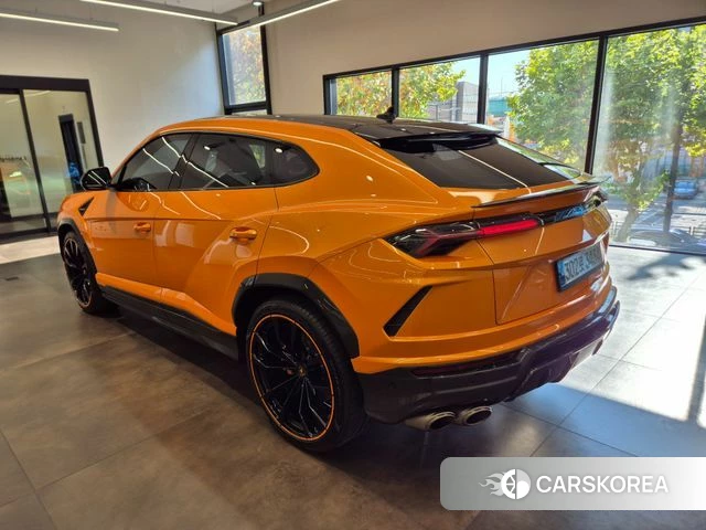 Lamborghini Urus 2022 Оранжевый из Кореи, фото 6