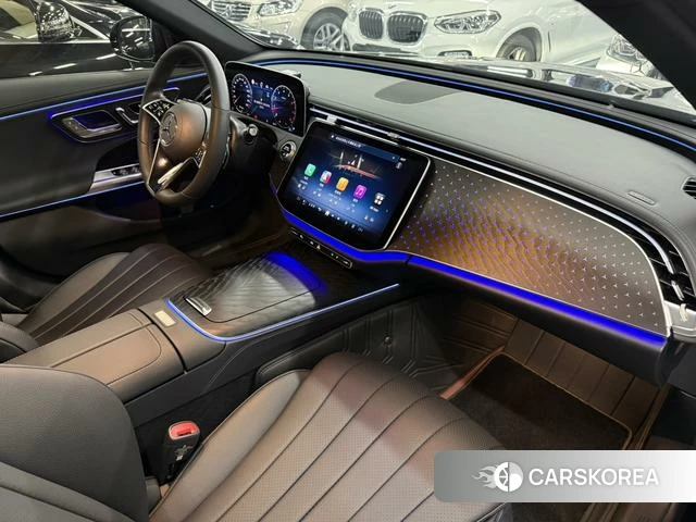 Mercedes-Benz E-class id 4239830 из Китая 17