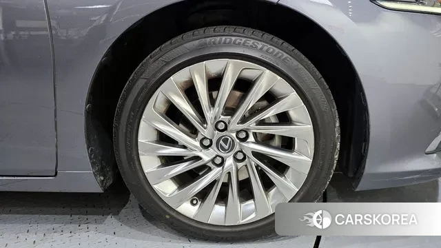 Lexus ES300h 7th generation id 3514483 из Кореи 15