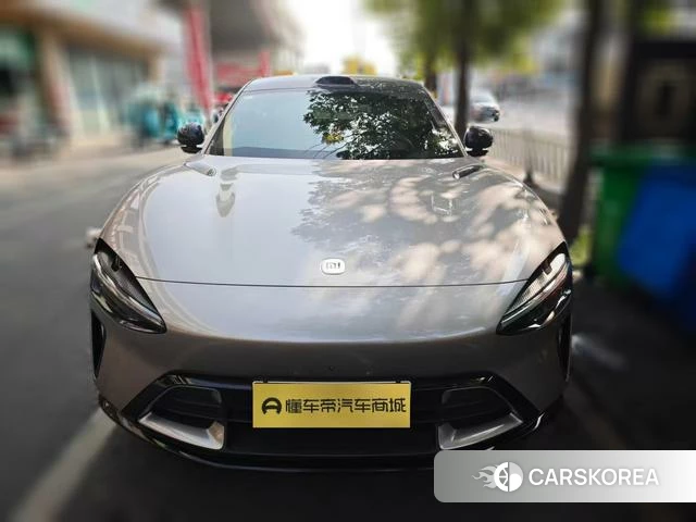 Xiaomi Car Xiaomi YU7 2026 Серебристо-серый из Китая, фото 5