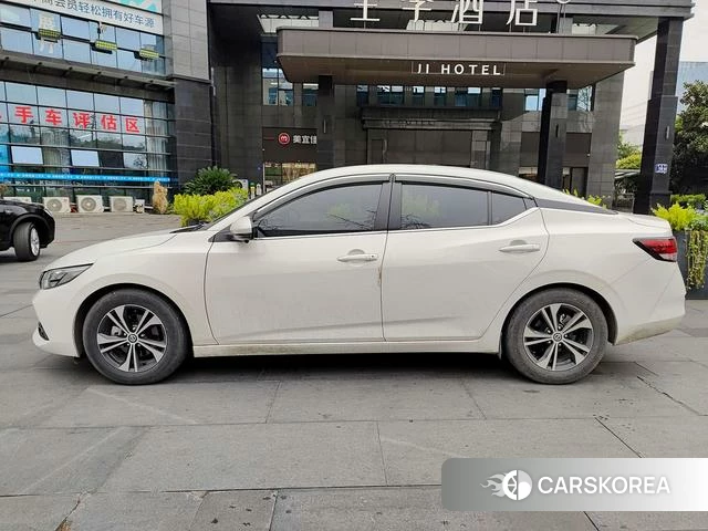 Nissan Xuan Yi 2021 Белый из Китая, фото 5