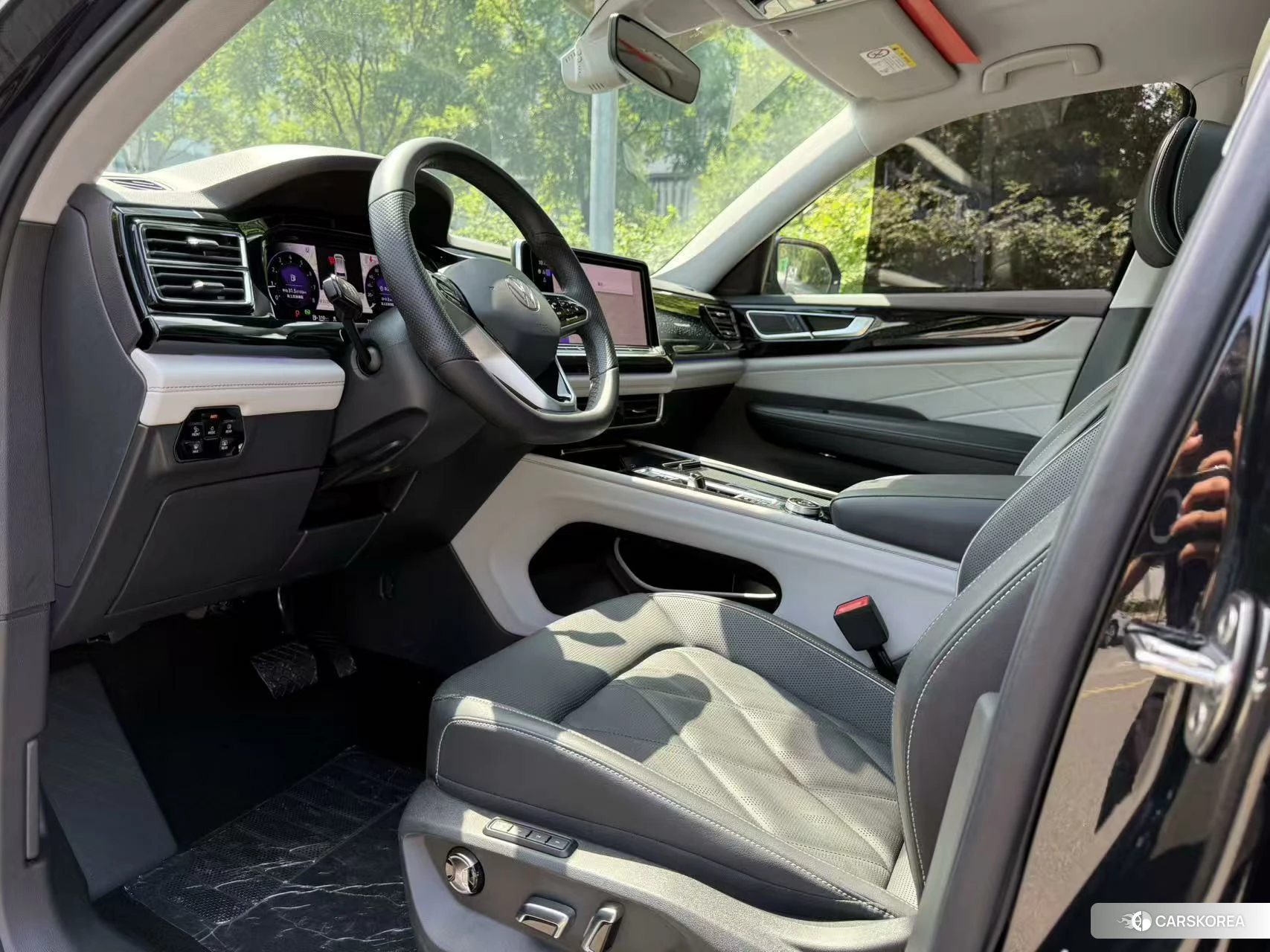 Volkswagen Tourang id 4452814 из Китая 15
