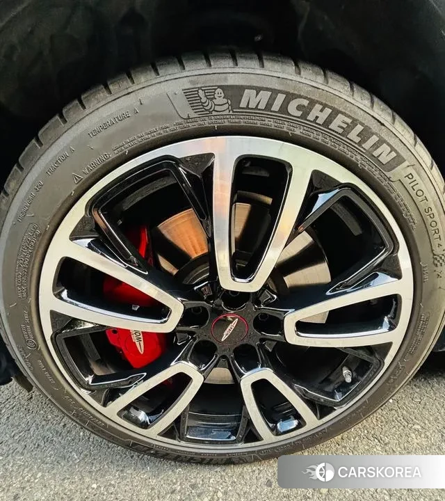 Mini Cooper S Countryman id 2984004 из Кореи 11