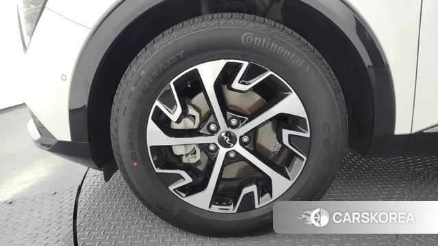 Kia Sportage 5th Generation Hybrid id 4640363 из Кореи 29