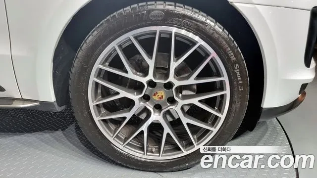 Porsche Macan id 2869346 из Кореи 15