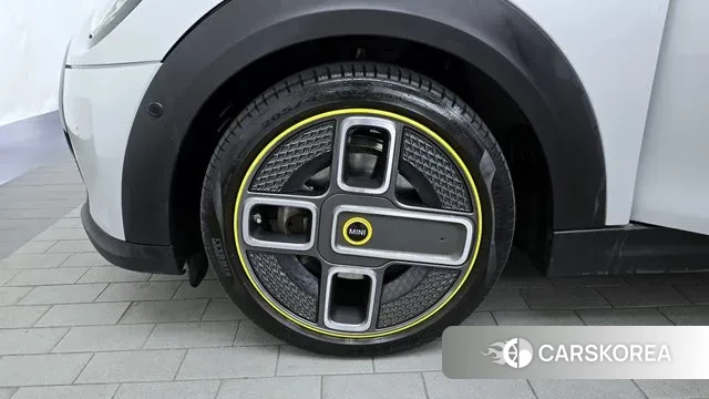 Mini Cooper Electric id 3401104 из Кореи 15