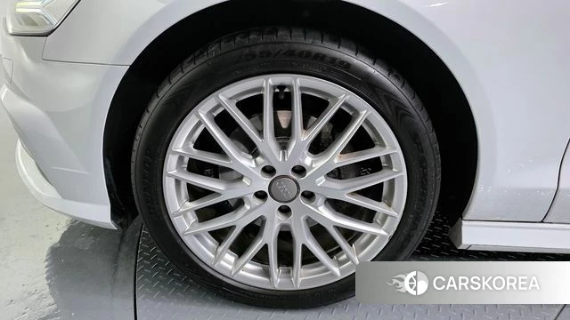 Audi New A6 id 3808369 из Кореи 15