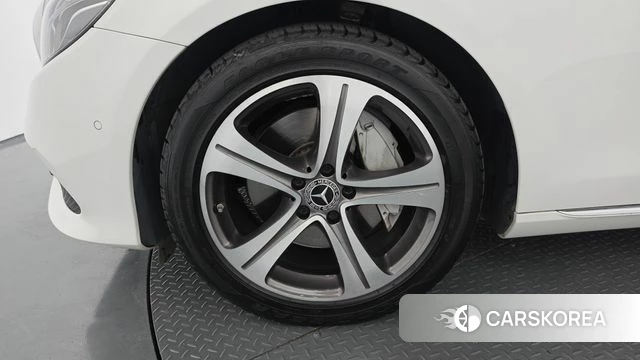 Mercedes-Benz E-Class W213 id 4775849 из Кореи 36