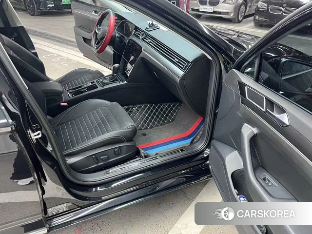 Volkswagen Magotan id 4300493 из Китая 9