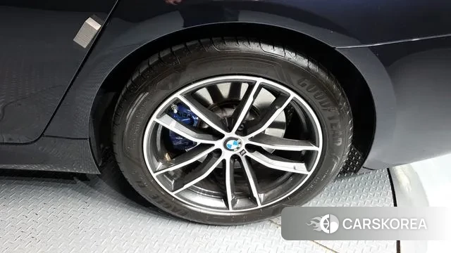 BMW 5 Series (G30) id 3405534 из Кореи 15