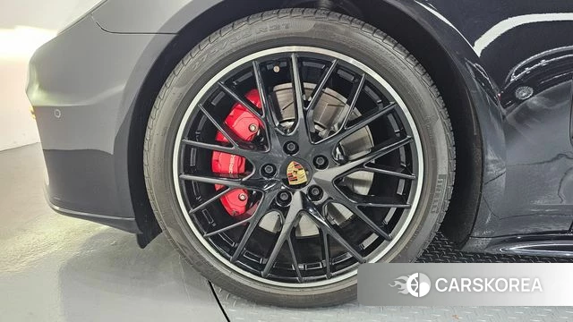 Porsche Panamera (971) id 4232403 из Кореи 32