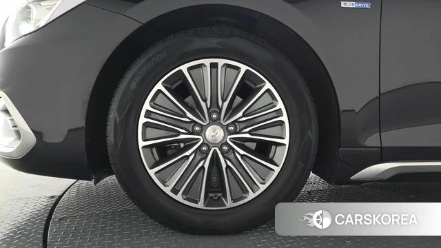 Hyundai Grandeur IG Hybrid id 4502497 из Кореи 38