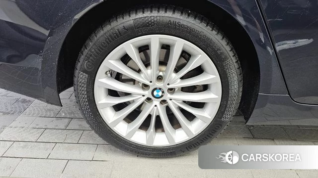 BMW 5 Series (G30) id 4722152 из Кореи 29