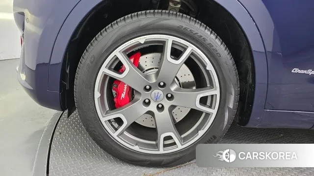 Maserati Levante id 3772584 из Кореи 15