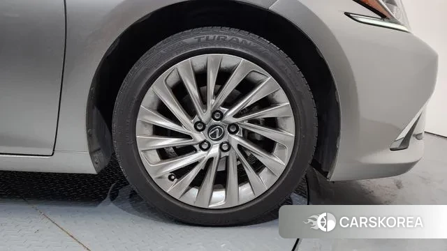 Lexus ES300h 7th generation id 3765705 из Кореи 15