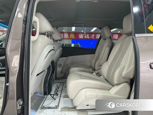 Buick GL8 2025 Шампань из Китая, фото 6