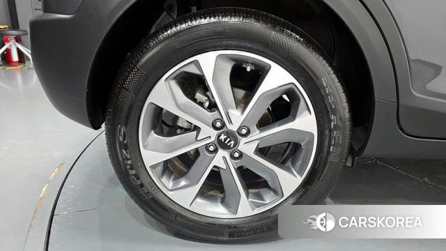 Kia Stonic id 4430135 из Кореи 24