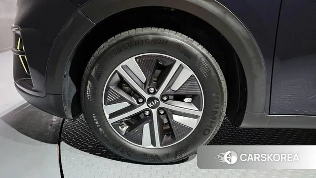 Kia The New Niro id 4356647 из Кореи 15