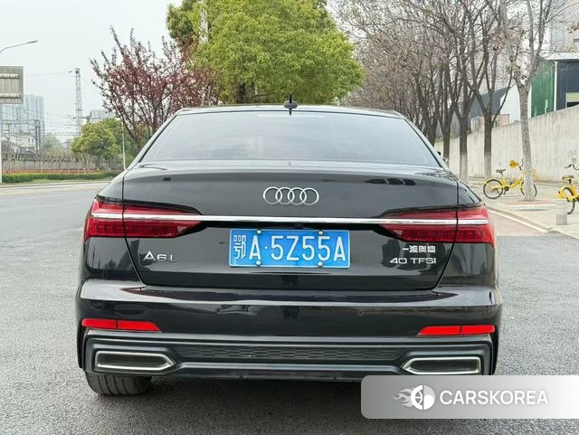 Audi A6L 2021 Черный из Китая, фото 5