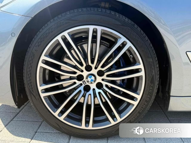 BMW 5 Series (G30) id 3879745 из Кореи 15