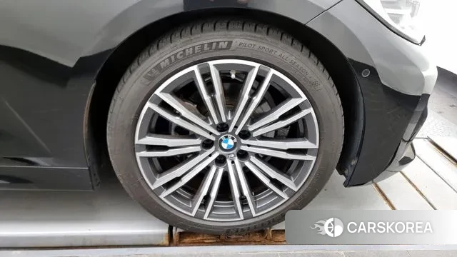 BMW 3 Series (G20) id 3037844 из Кореи 15