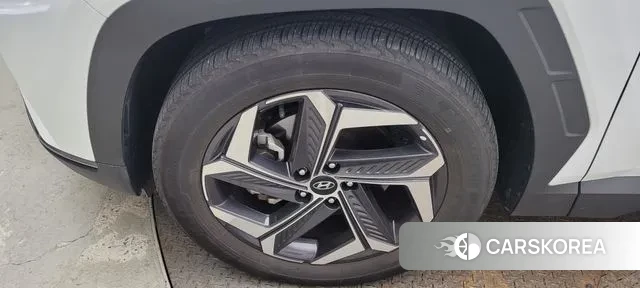 Hyundai Tucson (NX4) id 3126994 из Кореи 15