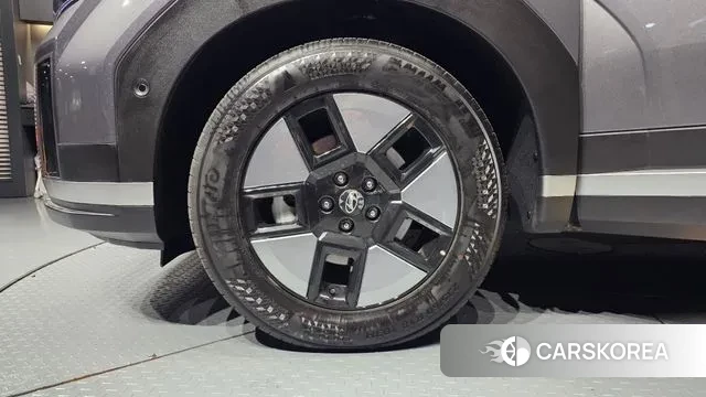 Hyundai Santa Fe (MX5) id 3629169 из Кореи 15