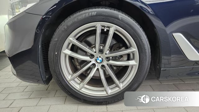 BMW 5 Series (G30) id 4562627 из Кореи 26