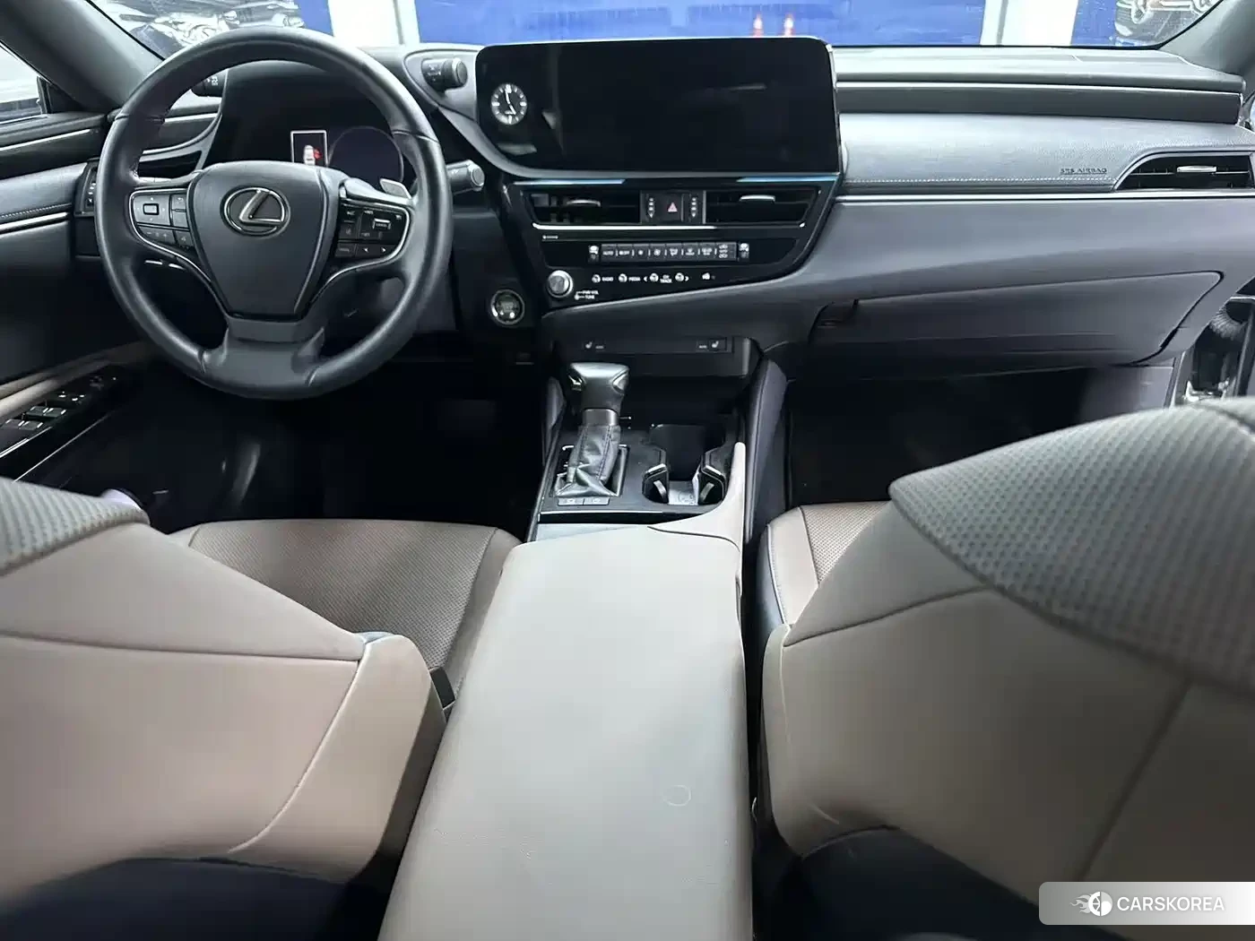 Lexus ES 2024 Silver/gray из Китая, фото 6