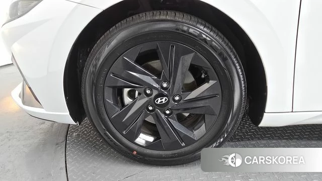 Hyundai Avante Hybrid (CN7) id 4281491 из Кореи 25