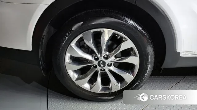 Kia The New Sorento id 3118000 из Кореи 15