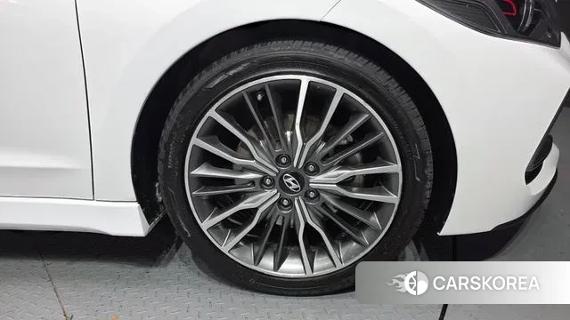 Hyundai Avante AD id 3714054 из Кореи 15