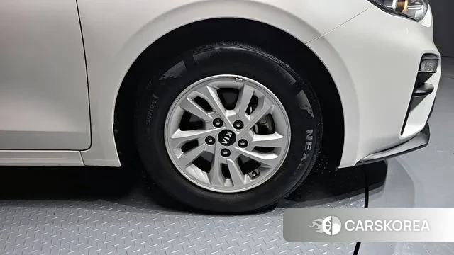 Kia Come New K3 id 3008981 из Кореи 15