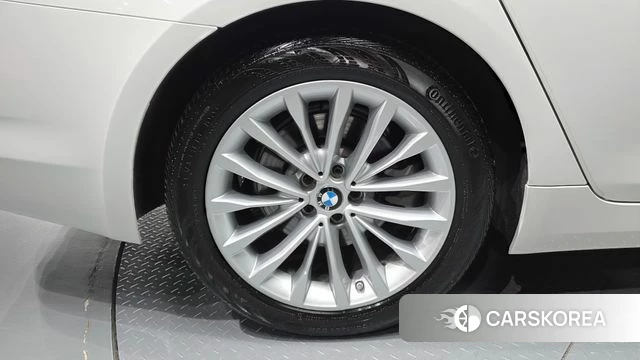 BMW 5 Series (G30) id 4737554 из Кореи 27