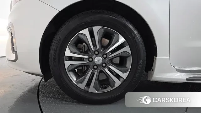 Kia The New Carnival id 3449479 из Кореи 15