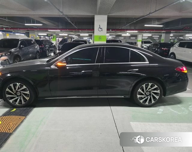 Mercedes-Benz E-Class W214 2024 Черный из Кореи, фото 5