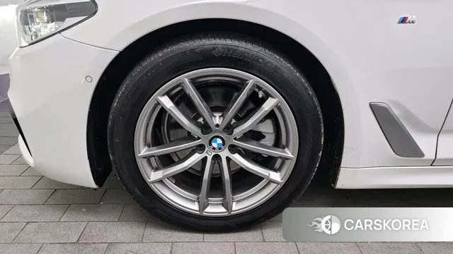 BMW 5 Series (G30) id 3484676 из Кореи 15