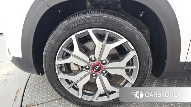 Kia Seltos id 3008971 из Кореи 15