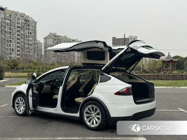 Tesla Model X id 4239014 из Китая 15