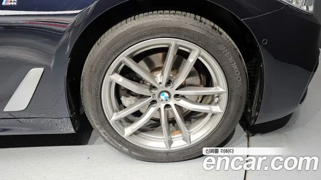 BMW 5 Series (G30) id 2941626 из Кореи 15