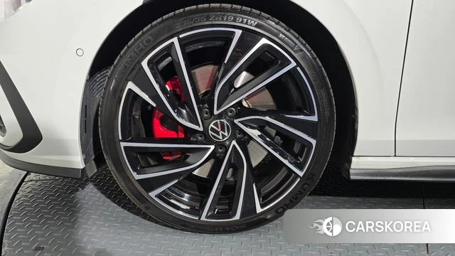 Volkswagen Golf 8th Generation id 3963523 из Кореи 15