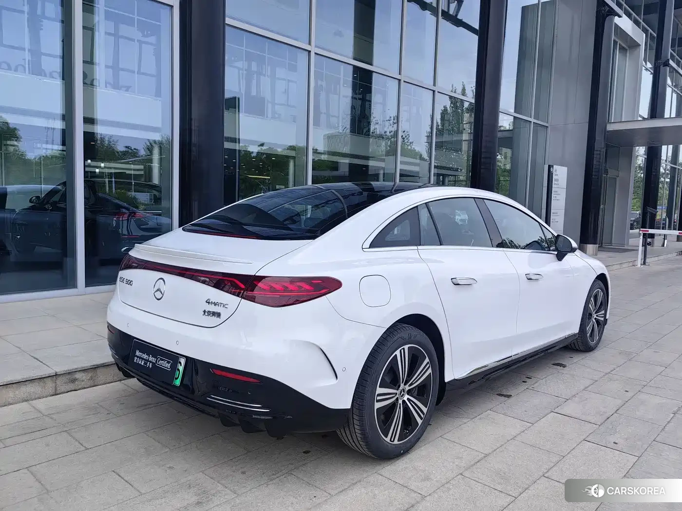 Mercedes-Benz EQE 2025 Белый из Китая, фото 5