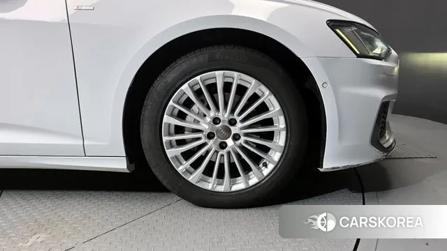 Audi A6 (C8) id 3661228 из Кореи 15