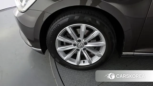 Volkswagen Passat GT (B8) id 3055661 из Кореи 15