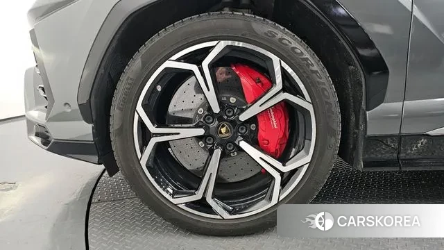 Lamborghini Urus id 3766039 из Кореи 15