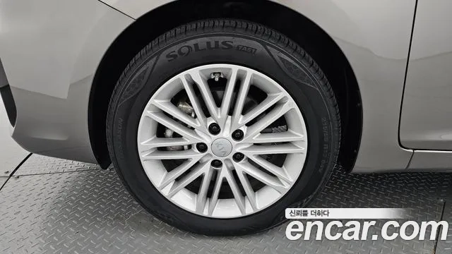 Kia The New Carens id 2860560 из Кореи 15