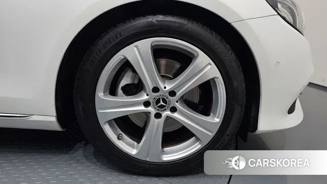 Mercedes-Benz E-Class W213 id 3469973 из Кореи 15