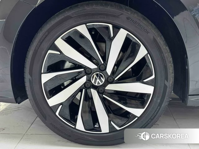 Volkswagen Passat id 4300241 из Китая 13