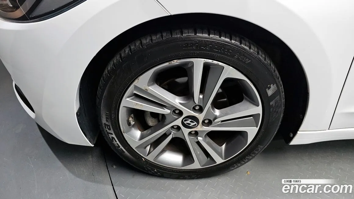 Hyundai Avante AD id 2170778 из Кореи 15