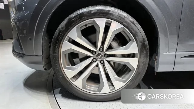 Audi Q8 (4M) id 3011521 из Кореи 15